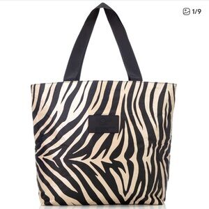 Aloha Collection Day Tripper Bag (Eye of the Tiger)